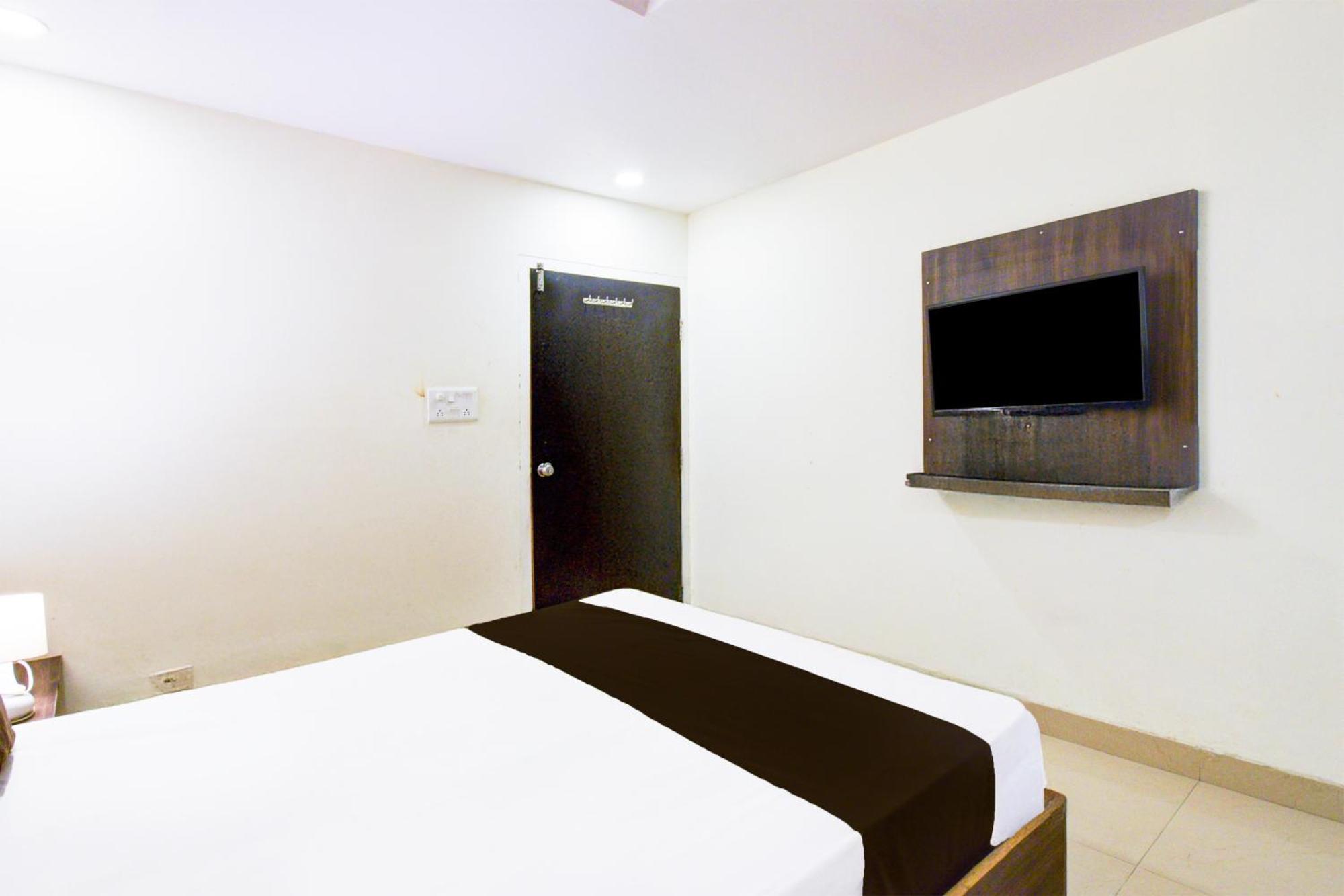 Hotel O Asian Residency Гайдарабад Екстер'єр фото